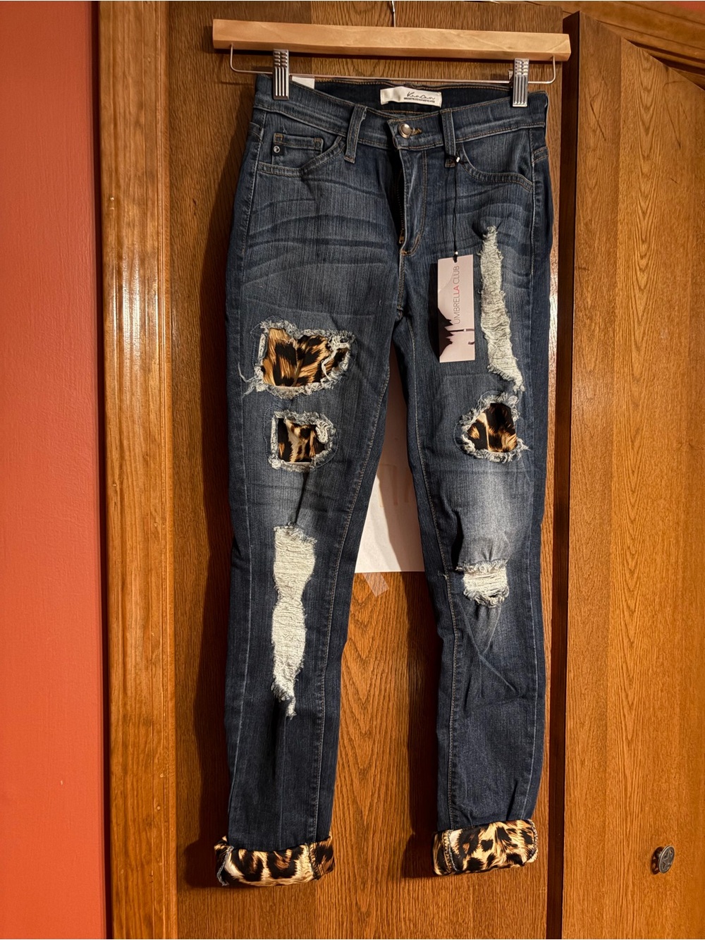 Y2K size 25 nwt Kancan Dark Blue Distressed Jeans with Leopard Accents